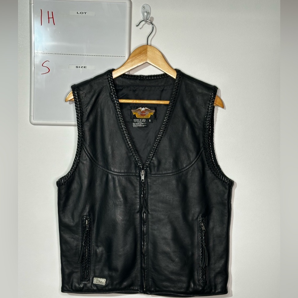Harley Davidson Full Zip Leather Vest
Sz-S